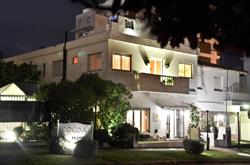 Cocoa Hotel y Departamentos