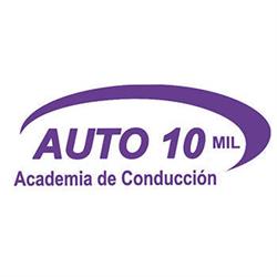Academia de Conducción Auto 10 Mil