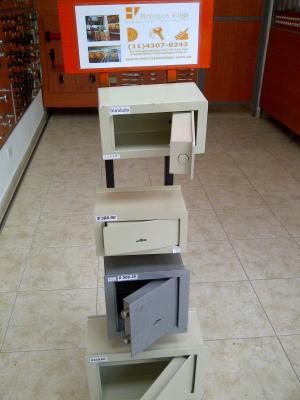 CAJAS-FUERTES-EN-LOMAS