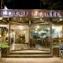En HOTEL MENFIS disfrute de: cocheras propias, TV cable,
<br>restobar, Wi-Fi, aire acondicionado, calefacción, desayuno,
<br>teléfono/fax. Ven y visítanos!