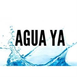 Agua Ya Soda y Agua