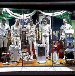 Tienda DISTINTO Indumentaria u calzado