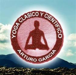 Escuela de Yoga Clásico y Científico - Argentina