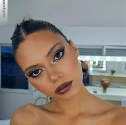 Vivian Reynoso Make-up Estudio